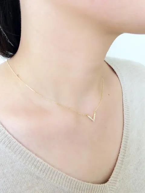 ｖneck　necklace　