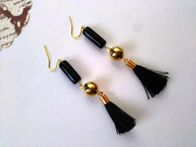 黒の長めなカッコイイピアス ハンドメイドマーケット Minne 黒の長めなカッコイイピアス ハンドメイドマーケット Minne