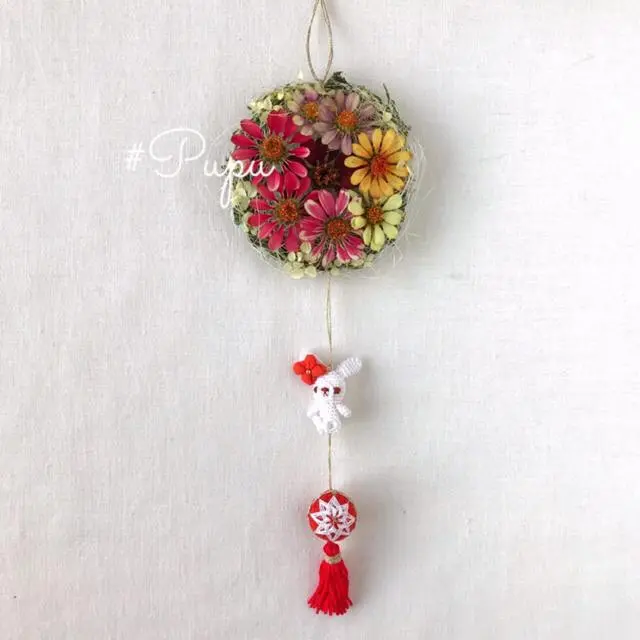 手毬うさぎ🐰✳︎お花と🌸うさぎと🐰手毬の吊り飾り✳︎レッド