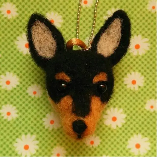 ちまっと可愛い ミニチュアピンシャーちゃんキーホルダー 犬 ハンドメイドマーケット Minne ちまっと可愛い ミニチュアピンシャーちゃんキーホルダー 犬 ハンドメイドマーケット Minne