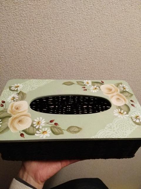 ❤トールペイント❤バラとマーガレットのラタン風ティッシュボックス | minne 日本最大級のハンドメイド・手作り通販サイト ❤トールペイント❤バラとマーガレットのラタン風ティッシュボックス | minne 日本最大級のハンドメイド・手作り通販サイト